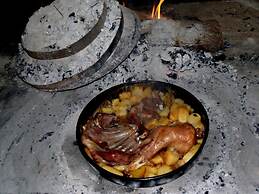 Marija - Rooms With Pool - R3