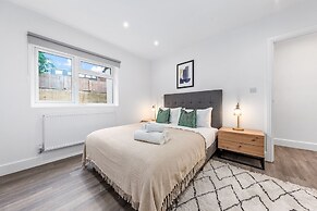 Sercasa - The Hyde - Hendon Station