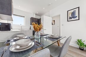 Sercasa - The Hyde - Hendon Station