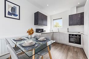 Sercasa - The Hyde - Hendon Station