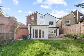 Sercasa - The Hyde - Hendon Station