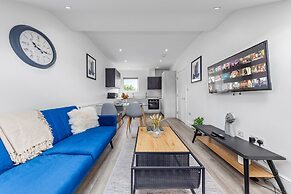 Sercasa - The Hyde - Hendon Station