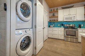 Captain Twig by Avantstay Getaway 3 Blocks From Beach