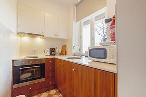 Downtown Modern Studio by Vacationy