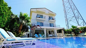 Lavinia Garden Alaçatı