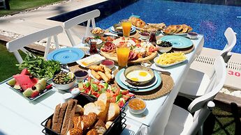 Lavinia Garden Alaçatı