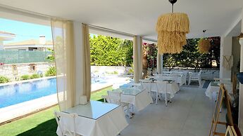 Lavinia Garden Alaçatı