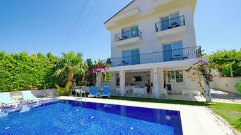 Lavinia Garden Alaçatı