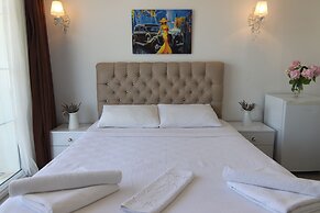 Lavinia Garden Alaçatı