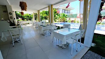 Lavinia Garden Alaçatı