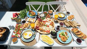 Lavinia Garden Alaçatı