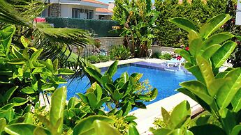 Lavinia Garden Alaçatı