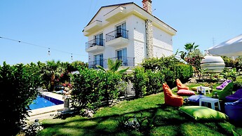 Lavinia Garden Alaçatı