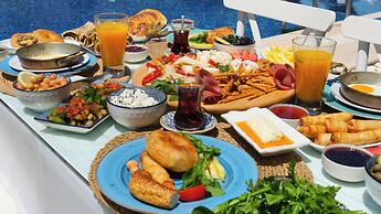 Lavinia Garden Alaçatı