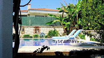 Lavinia Garden Alaçatı