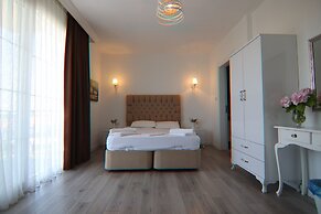 Lavinia Garden Alaçatı