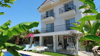 Lavinia Garden Alaçatı