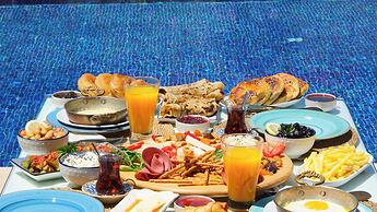 Lavinia Garden Alaçatı