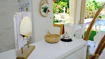 Lavinia Garden Alaçatı