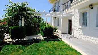 Lavinia Garden Alaçatı