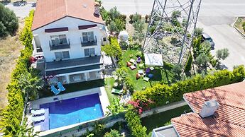 Lavinia Garden Alaçatı