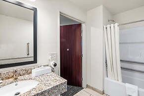 Cobblestone Hotel & Suites - Denmark