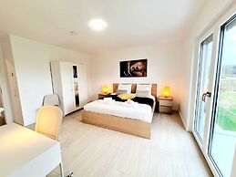 Luxurious 5 bedrooms house