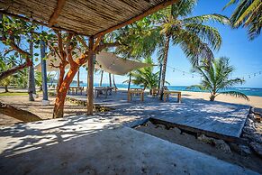 The Palm Bay Club Lodge