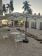 The Palm Bay Club Lodge