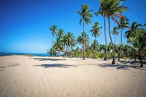 The Palm Bay Club Lodge