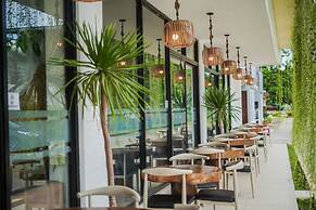 Villa Soledad Garden Resort