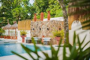 Villa Soledad Garden Resort
