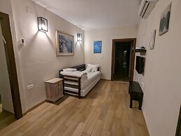Villa BaGalil 5BR Retreat by Sea N' Rent