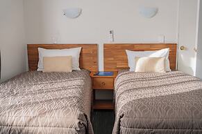 Samhil Motor Lodge