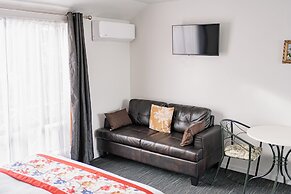 Samhil Motor Lodge