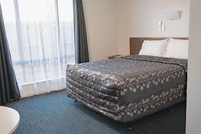 Samhil Motor Lodge