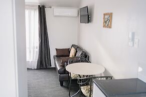 Samhil Motor Lodge