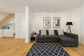 Belem Design 15 by Homing