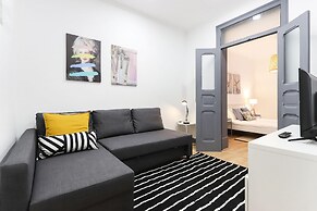 Lisbon Typical by Homing