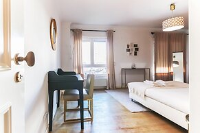 Laranjeiras Deluxe by Homing