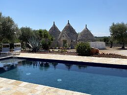 TD Trulli Dell Uliveto Cozy Trulli With Pool