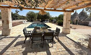 TD Trulli Dell Uliveto Cozy Trulli With Pool