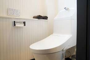 Penthouse 1-bedroom Flat in Hiroo Shibuya