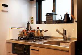 Penthouse 1-bedroom Flat in Hiroo Shibuya