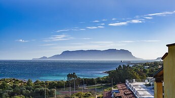 Essenza Di Sardegna in Punta Pedrosa