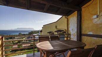 Essenza Di Sardegna in Punta Pedrosa