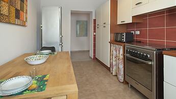 Central Comfort Holiday House