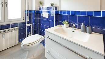 Central Comfort Holiday House