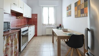 Central Comfort Holiday House