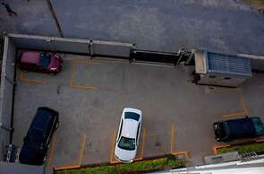 Lux Suites Cavendish Transit  Apartments